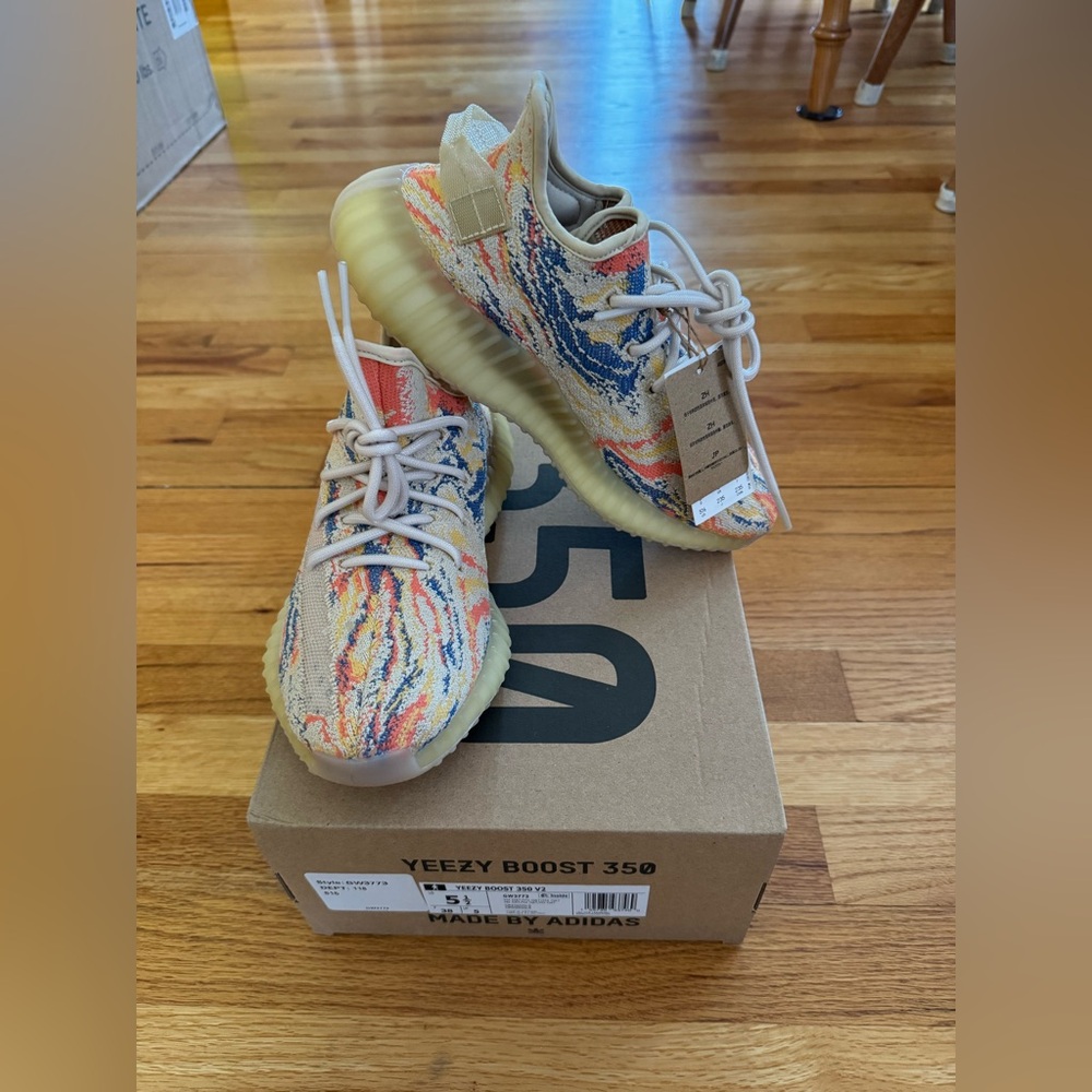 Adidas Yeezy Boost 350 V2